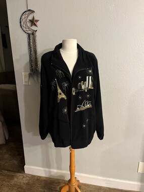 Mureli Vintage World Landmarks Embroidered Bomber Jacket Size XL